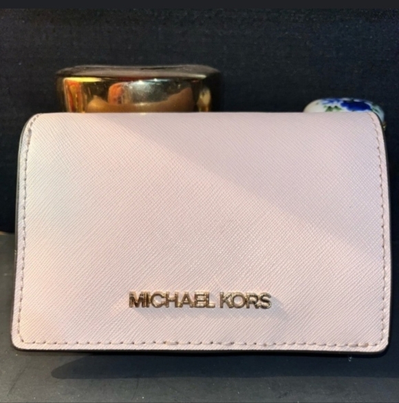 Michael Kors Handbags - Michael Kors Soft Pink Grained Leather Bifold Snap Wallet With Logo NWT